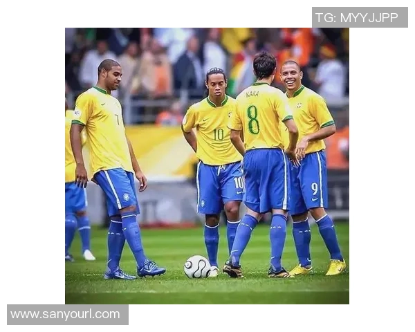 长得像足球明星的人合集揭示了生活中的意外相似与明星的魅力之处